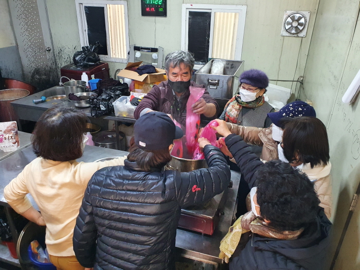 20211217_112638수정.jpg