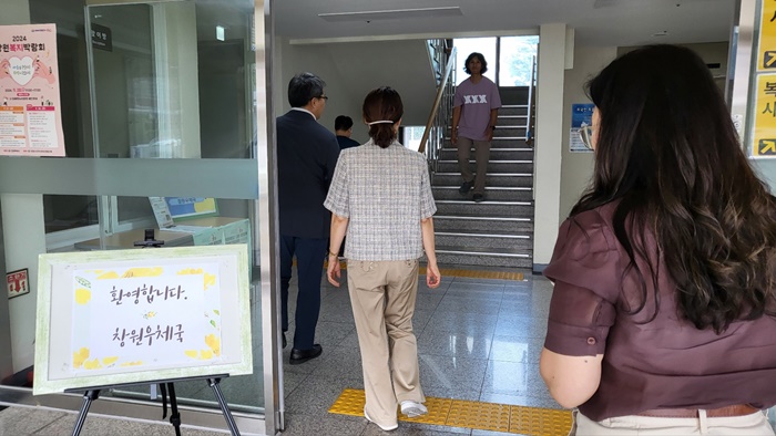 홈피2.jpg