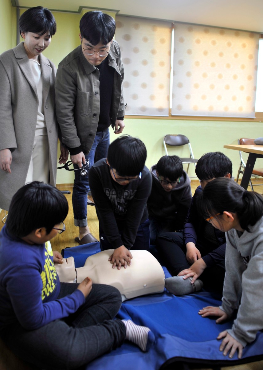 창원파티마병원_늘푸른지역아동센터 직업체험교육 (8).JPG